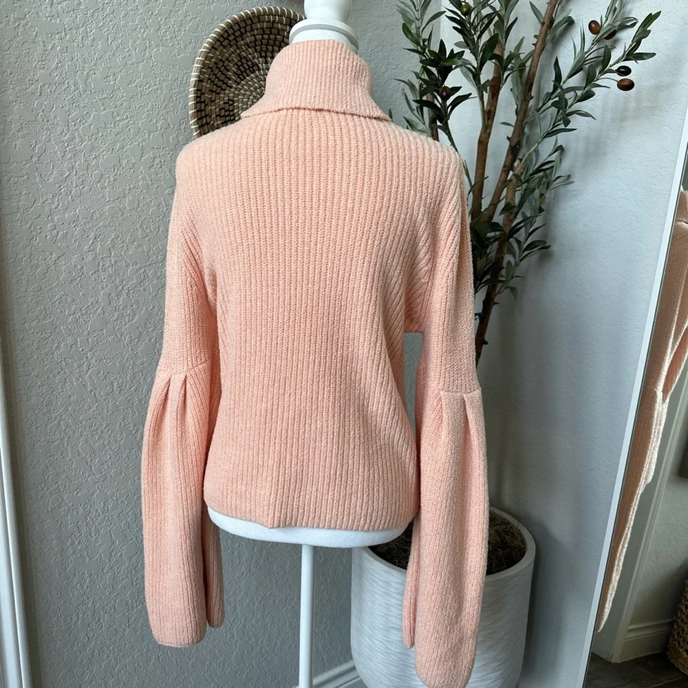 Lovers + Friends Revolve Bell Sleeve Long Sleeve Turtle Neck Sweater Size Medium - Picture 7 of 12